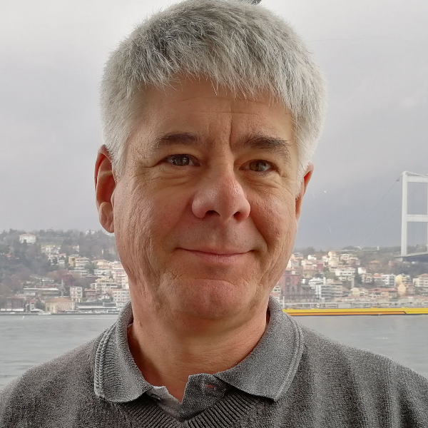 Dr. Gerhard Roos