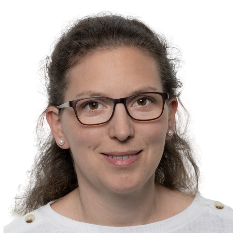  Anne Gro�